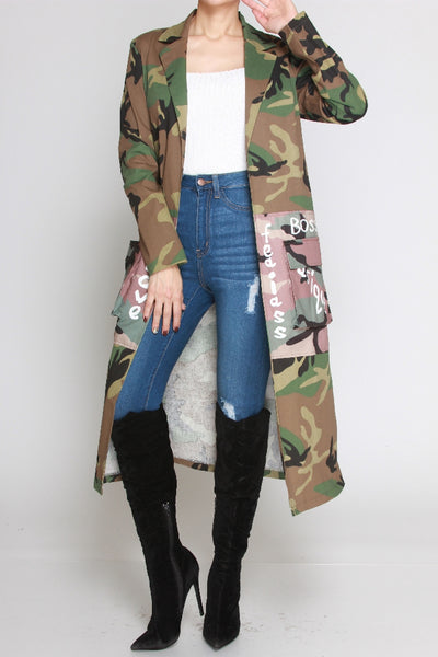 THERE IS NOTHING LIKE A SISTAH` GRAPHIC DESIGN CAMO JACKET